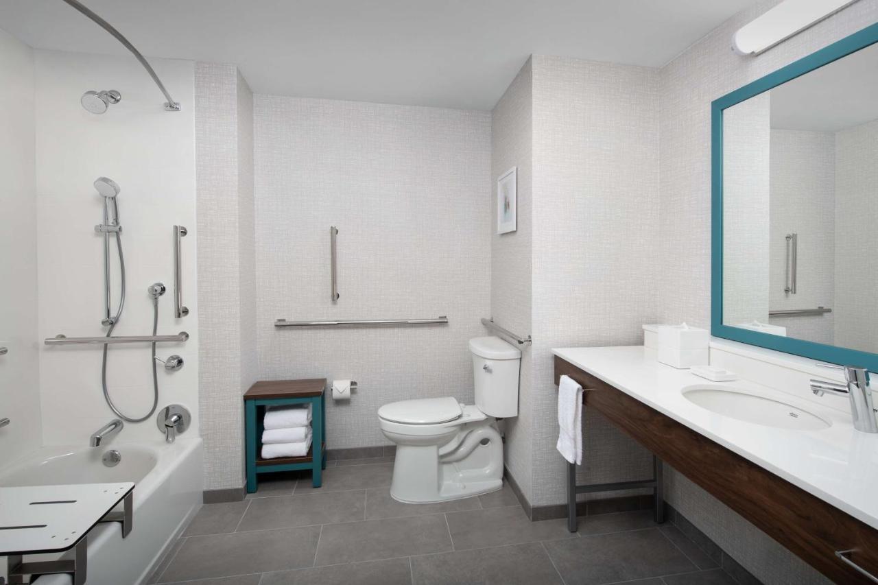 Hampton Inn Orlando Southeast Nona Narcoossee Exteriör bild